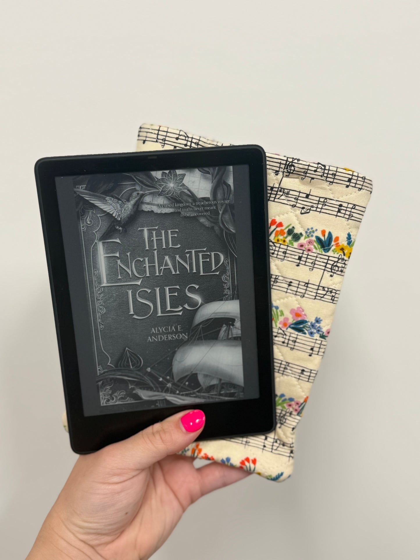 Quilted Kindle Sleeve - Floral Music