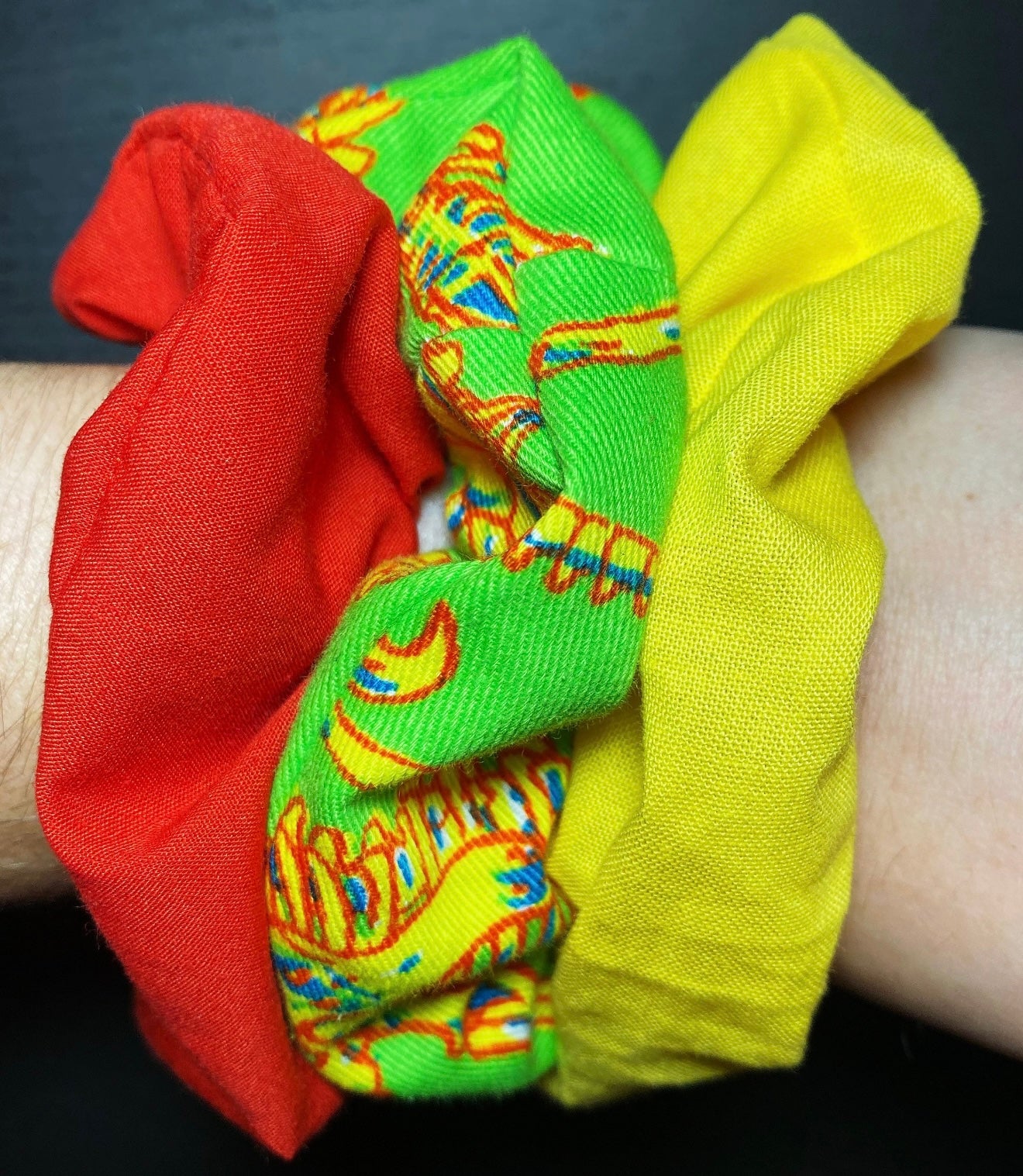 Dinoland Scrunchie Set